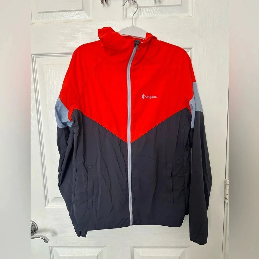 ! Cotopaxi Windbreaker Jacket